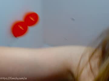 webcam girl ambertan1 image #5596767