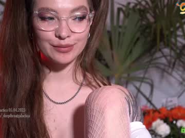 webcam girl _deepthroatgalactica image #4089721