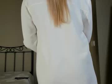 webcam girl mazeekiin image #8292010