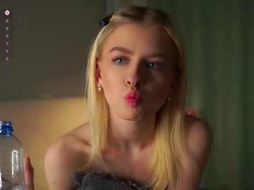 webcam girl lunnadew image #9425340