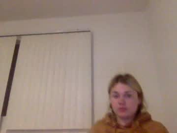 webcam girl cassidyyqueen image #4359679