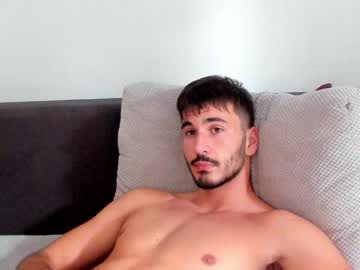 webcam man hola_hola_555 image #472950