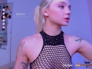 webcam girl _b_a_n_s_h_e_e_ image #7494043