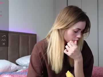 webcam girl sky_magic image #6670353