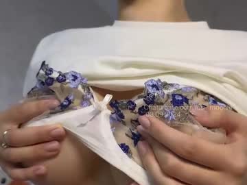 webcam girl lesi_moonie image #7596431