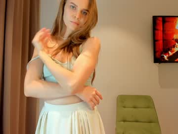 webcam girl carolynsveronica image #5011718