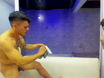 webcam man ki_alana256_ image #3257502