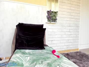 webcam girl sassyt33n image #4724843