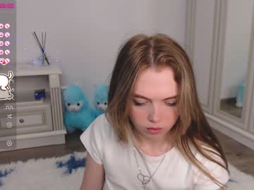 webcam girl small_blondee image #3053863