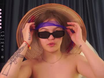 webcam girl helenmoors image #7186745