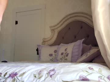 webcam girl littlegreekflower image #8022609