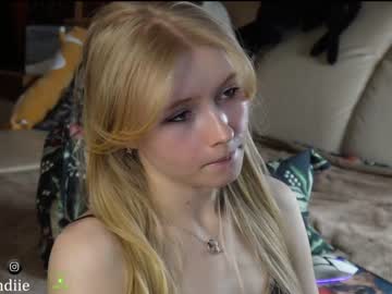 webcam girl bestblondiiecb image #6524223