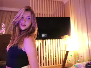 webcam girl bitter_moon image #8237582