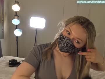 webcam girl blondehottiek image #6643738