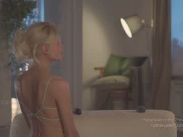 webcam girl _2strangers image #7948558
