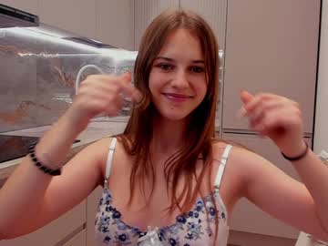 webcam girl dream_beam image #8641635