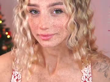 webcam girl artease image #6016695