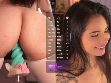 webcam girl lau__1 image #9006579