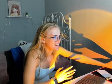 webcam girl linellali image #2463257
