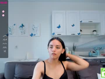 webcam girl karalyons image #4988535