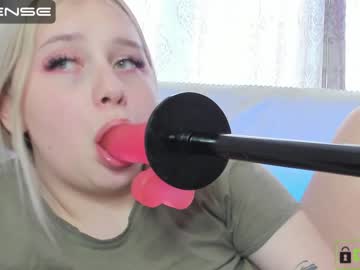 webcam girl miraclark1 image #1663111