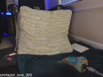 webcam girl taylor_love_303 image #3618075