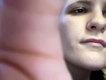 webcam girl blueeyez_whitedragon image #2471980