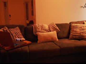 webcam couple ari_lovexo image #7703651