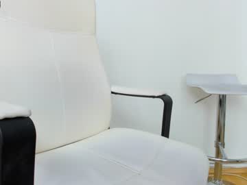 webcam girl ingridblondy94 image #3495729