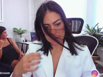 webcam couple emillybrowm image #3682732