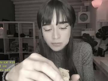 webcam girl lonelly_lolly98 image #9344087