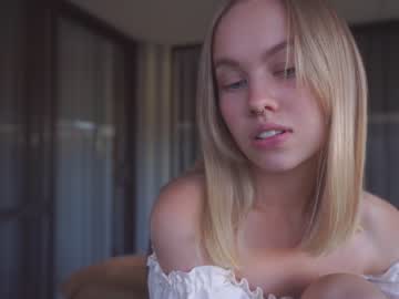 webcam girl bibi_it_is image #3917856