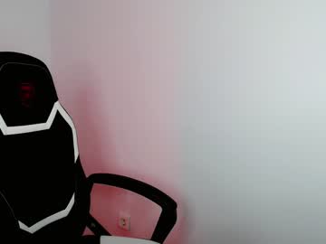 webcam girl shy_blondiee image #3691716