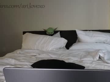 webcam couple ari_lovexo image #3908232