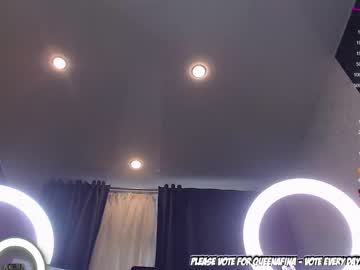 webcam girl queenafina image #2327386