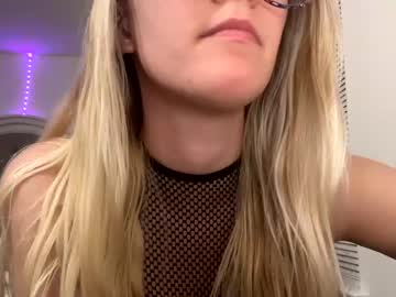 webcam girl mariah95 image #1922400