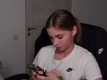 webcam girl abby_laker image #8597070