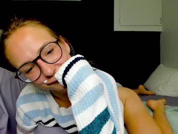 webcam girl innocentprovenguilty image #2734468