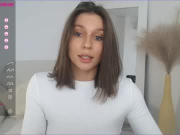 webcam girl joyce_turner image #2147563