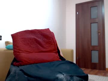 webcam girl cinnamon_lioness image #1325675