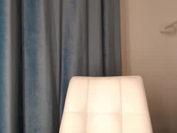 webcam girl small_blondee image #1072297