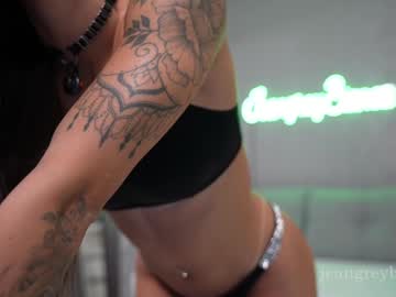 webcam girl jeangreybianca image #8823808