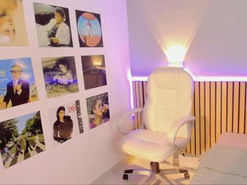 webcam girl little_effy18 image #5732986