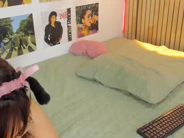 webcam girl little_effy18 image #5296100