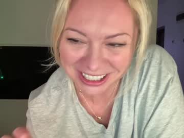 webcam girl kiradivine image #6503584