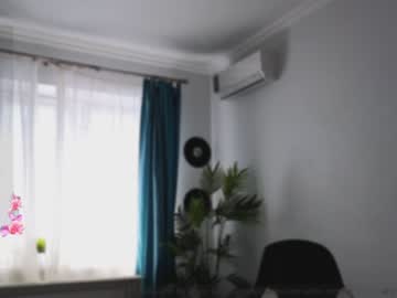 webcam girl small_blondee image #6953691