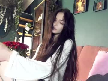 webcam girl bmwm5f90 image #9080174