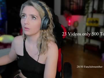 webcam girl kimilee22 image #5942049