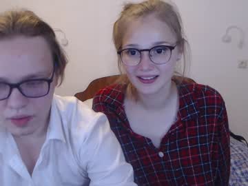 webcam couple nikolkdman image #4764991