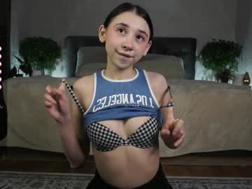 webcam girl zarascarlett image #8731761